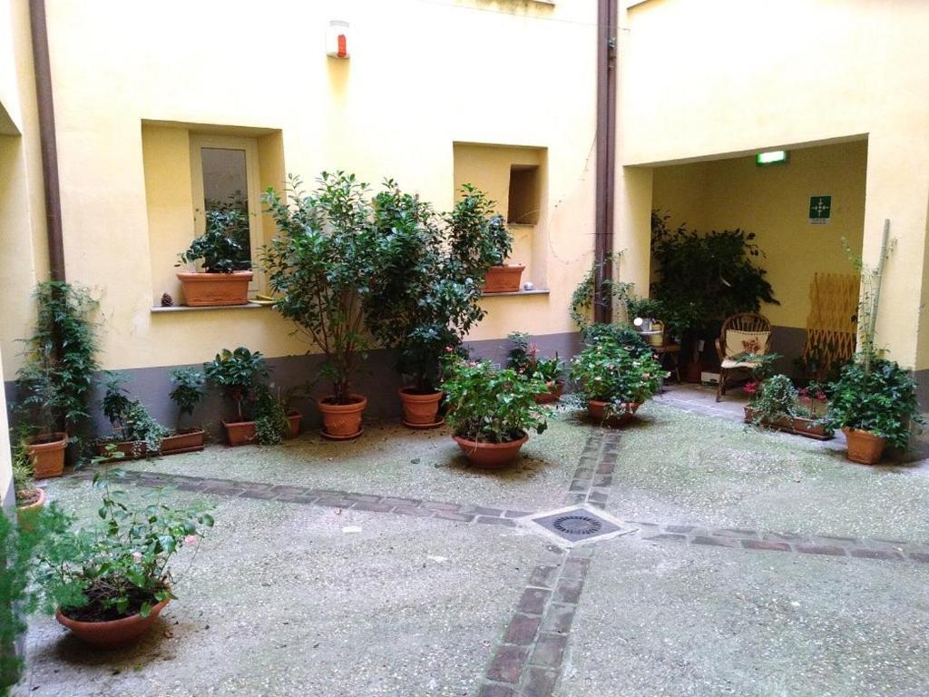 B&B Palazzo Oddo Albenga Exterior photo