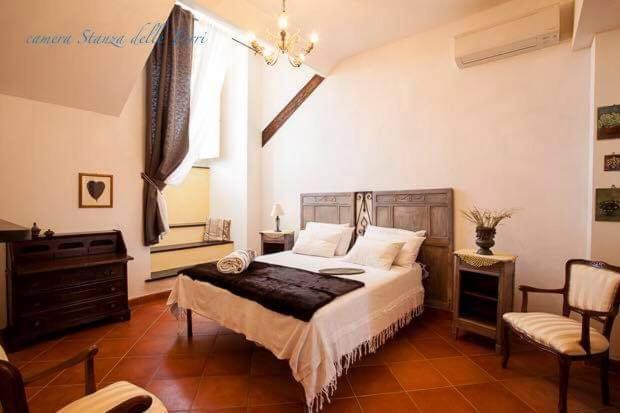 B&B Palazzo Oddo Albenga Exterior photo