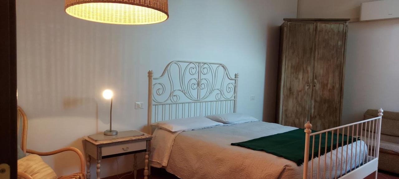 B&B Palazzo Oddo Albenga Exterior photo