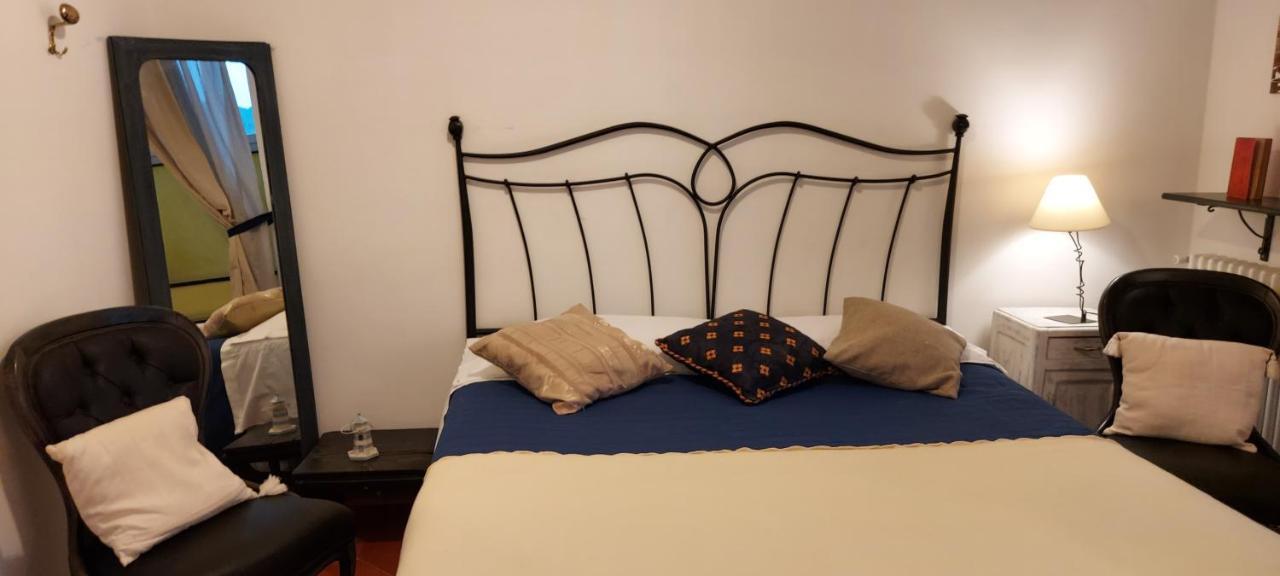 B&B Palazzo Oddo Albenga Exterior photo